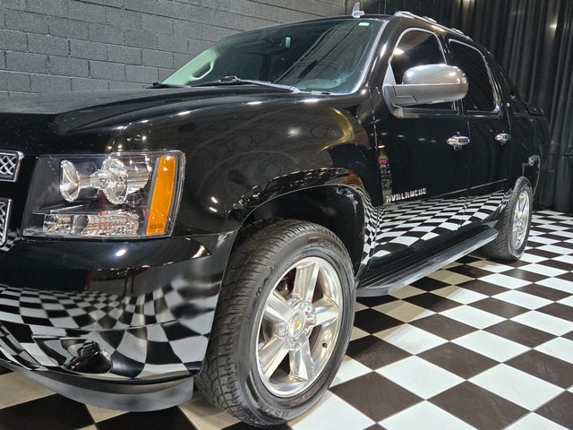 2012 Chevrolet Avalanche 2WD Crew Cab LT - 22985876 - 45