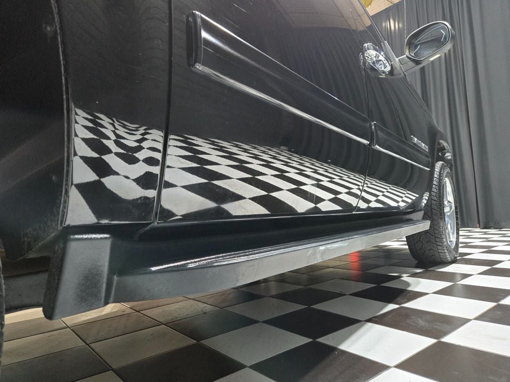 2012 Chevrolet Avalanche 2WD Crew Cab LT - 22985876 - 48