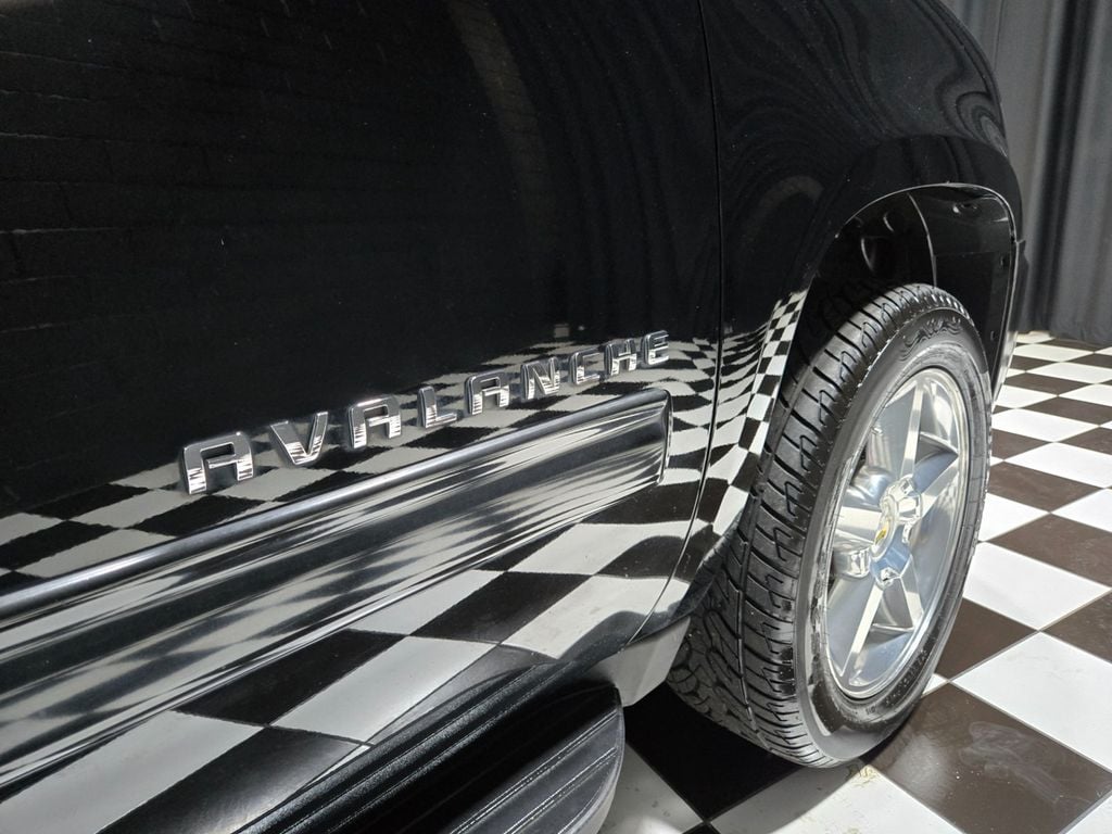 2012 Chevrolet Avalanche 2WD Crew Cab LT - 22985876 - 51