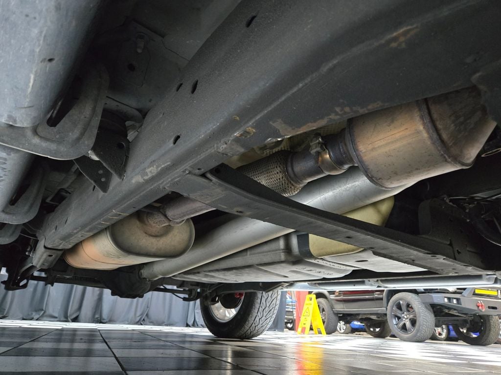 2012 Chevrolet Avalanche 2WD Crew Cab LT - 22985876 - 57