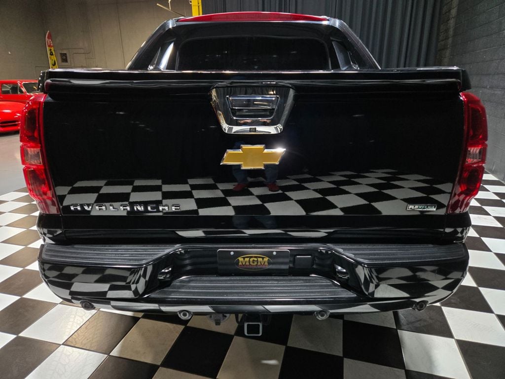 2012 Chevrolet Avalanche 2WD Crew Cab LT - 22985876 - 5