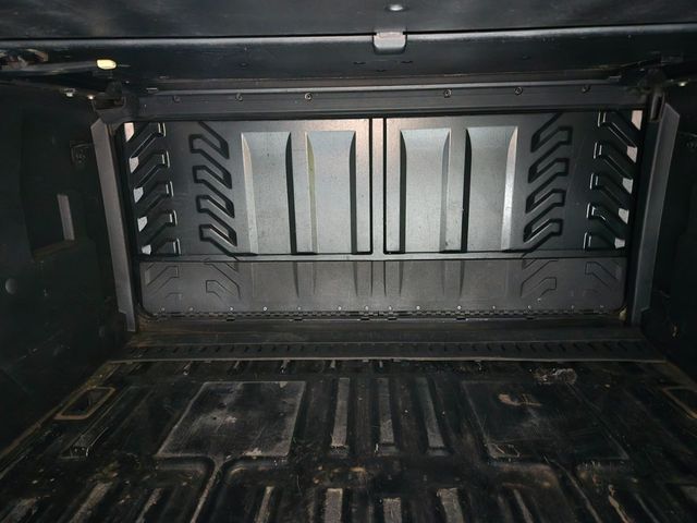 2012 Chevrolet Avalanche 2WD Crew Cab LT - 22985876 - 71