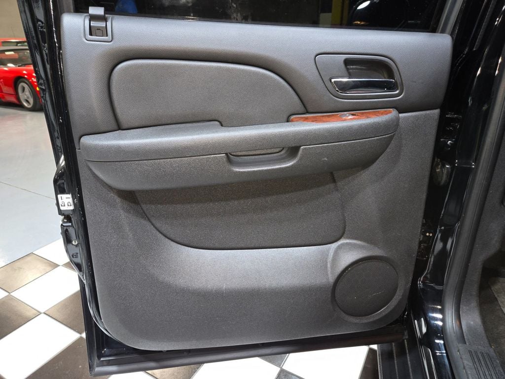 2012 Chevrolet Avalanche 2WD Crew Cab LT - 22985876 - 97