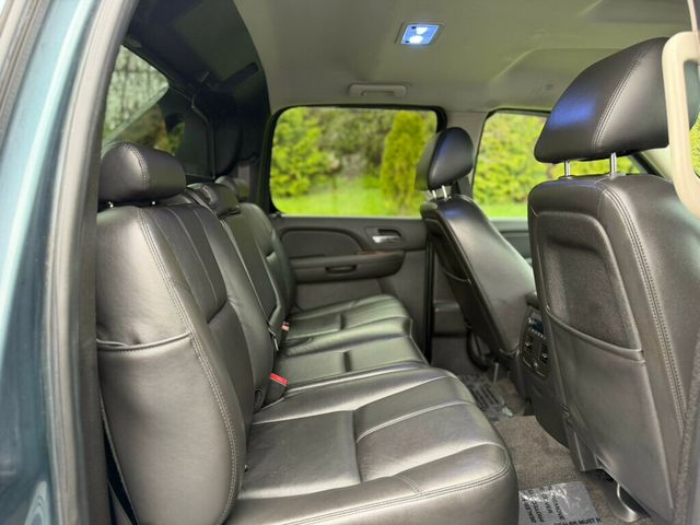 2012 Chevrolet Avalanche 4WD Crew Cab LT - 23005116 - 19