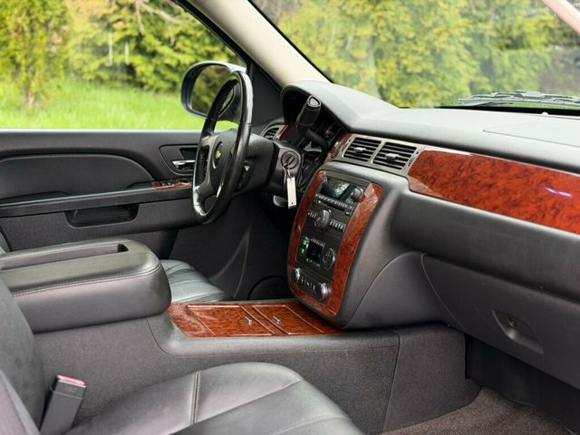 2012 Chevrolet Avalanche 4WD Crew Cab LT - 23005116 - 23
