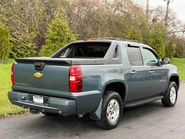 2012 Chevrolet Avalanche 4WD Crew Cab LT - 23005116 - 6