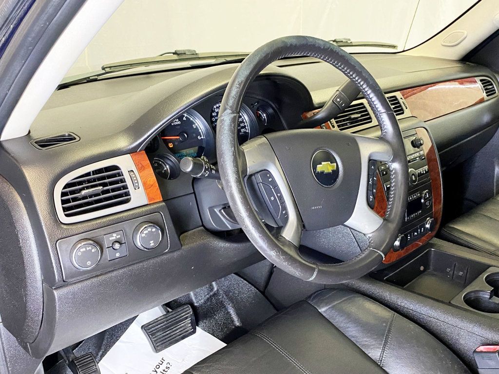 2012 Chevrolet Avalanche 4WD Crew Cab LT - 22909666 - 20