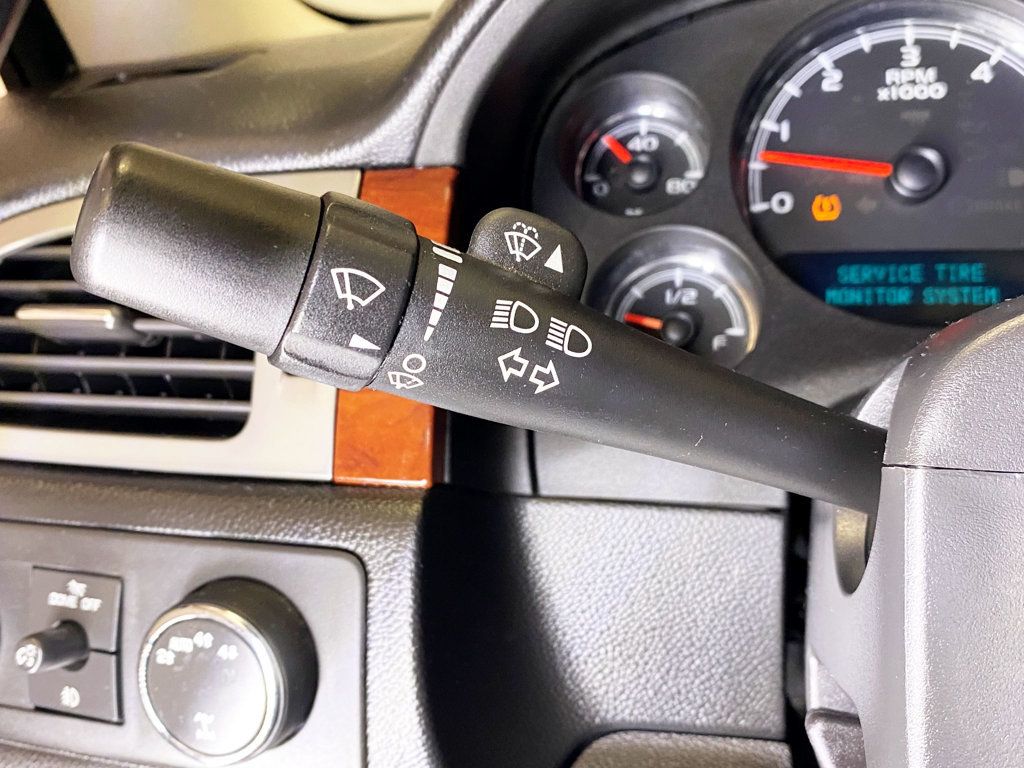 2012 Chevrolet Avalanche 4WD Crew Cab LT - 22909666 - 24