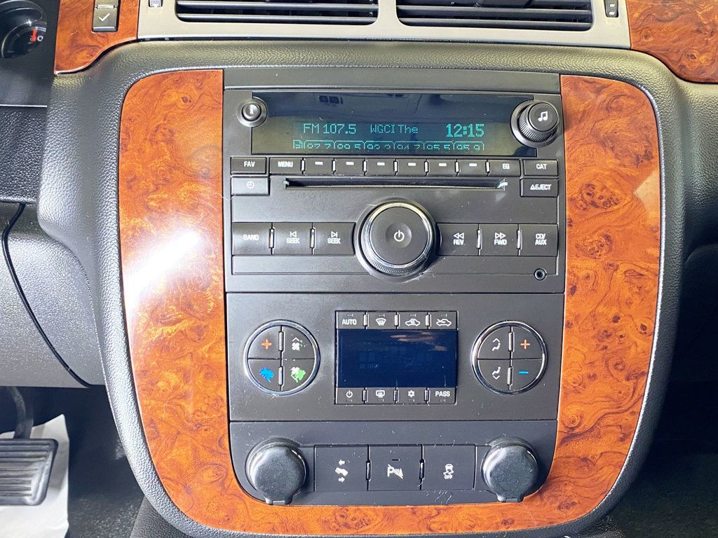 2012 Chevrolet Avalanche 4WD Crew Cab LT - 22909666 - 29