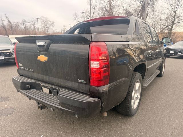 2012 Chevrolet Avalanche 4WD Crew Cab LTZ - 22971952 - 16