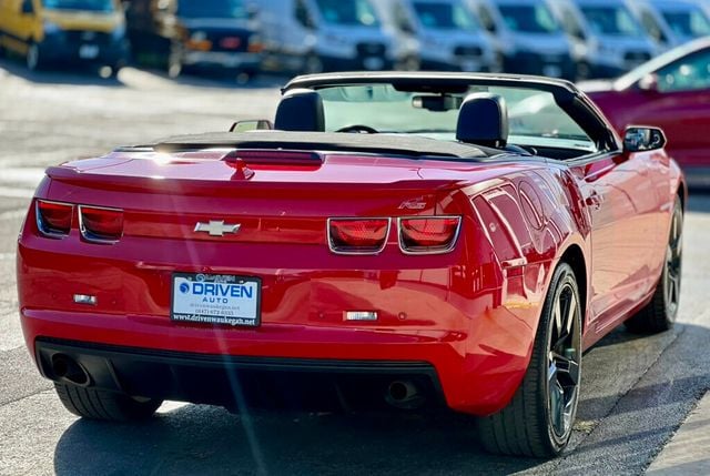 2012 Chevrolet Camaro 2dr Convertible 1LT - 22940926 - 25