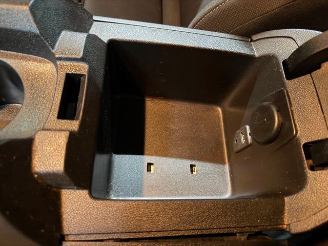 2012 Chevrolet Camaro 2dr Coupe 1LT - 22981214 - 34