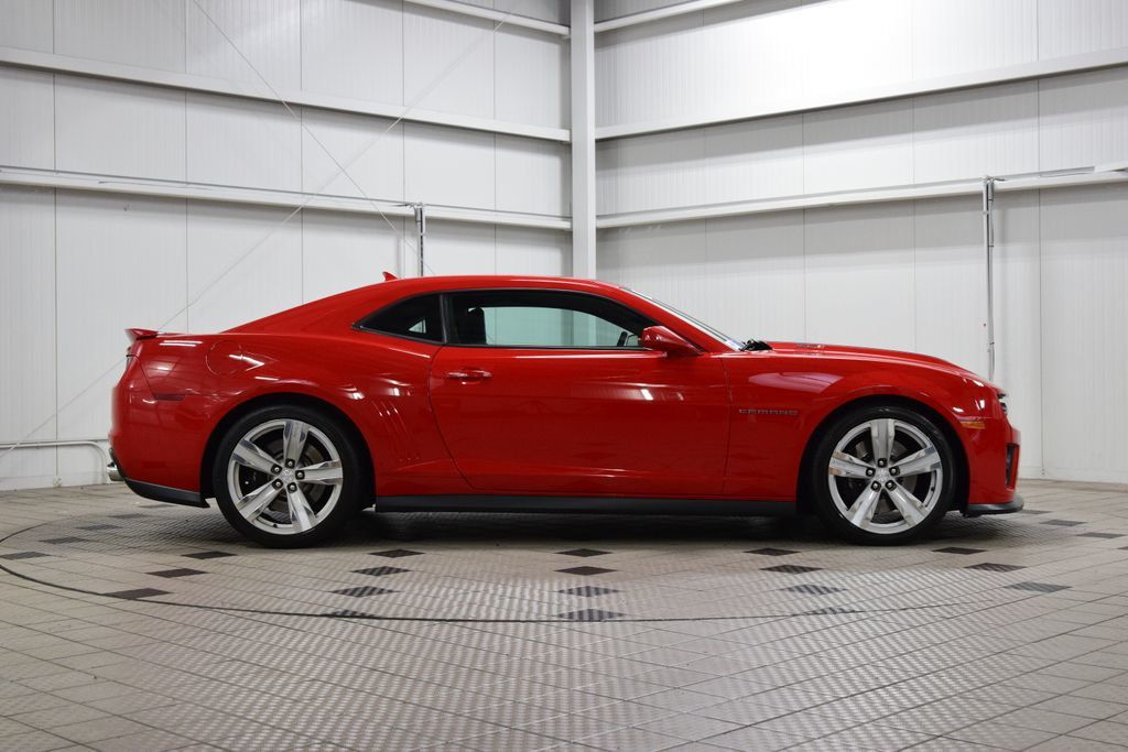 2012 Chevrolet Camaro 2dr Coupe ZL1 - 23033542 - 8
