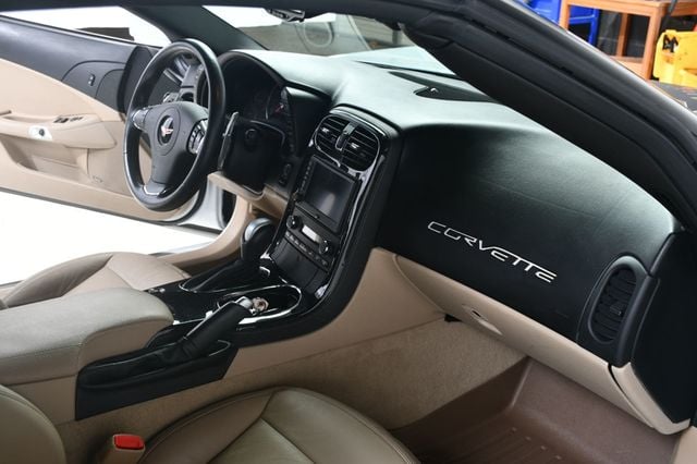 2012 Chevrolet Corvette 2dr Coupe w/2LT - 22944218 - 30