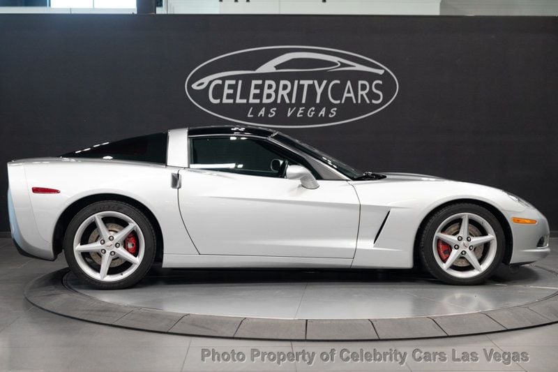 2012 Chevrolet Corvette 3LT, transparent roof,19" wheels, Leather, auto, Clean Carfax  - 22760745 - 3