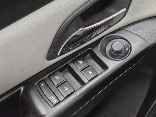 2012 Chevrolet CRUZE 4dr Sedan LS - 22937580 - 19