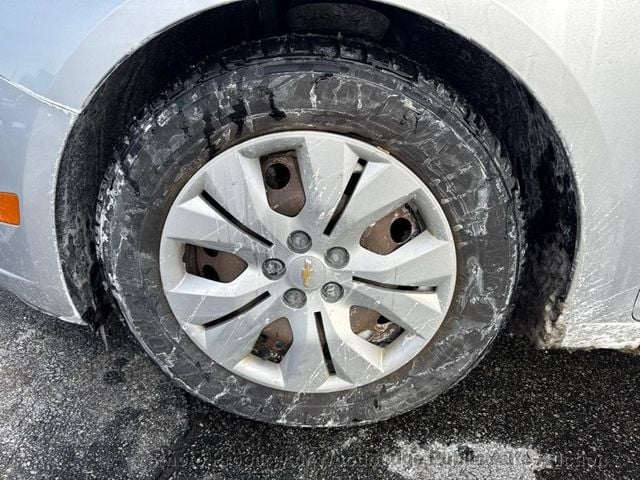 2012 Chevrolet CRUZE 4dr Sedan LS - 22985957 - 10