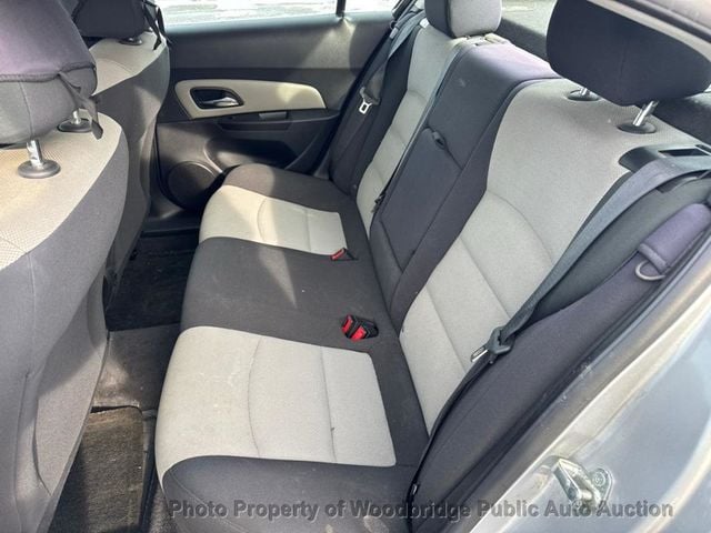 2012 Chevrolet CRUZE 4dr Sedan LS - 22985957 - 8