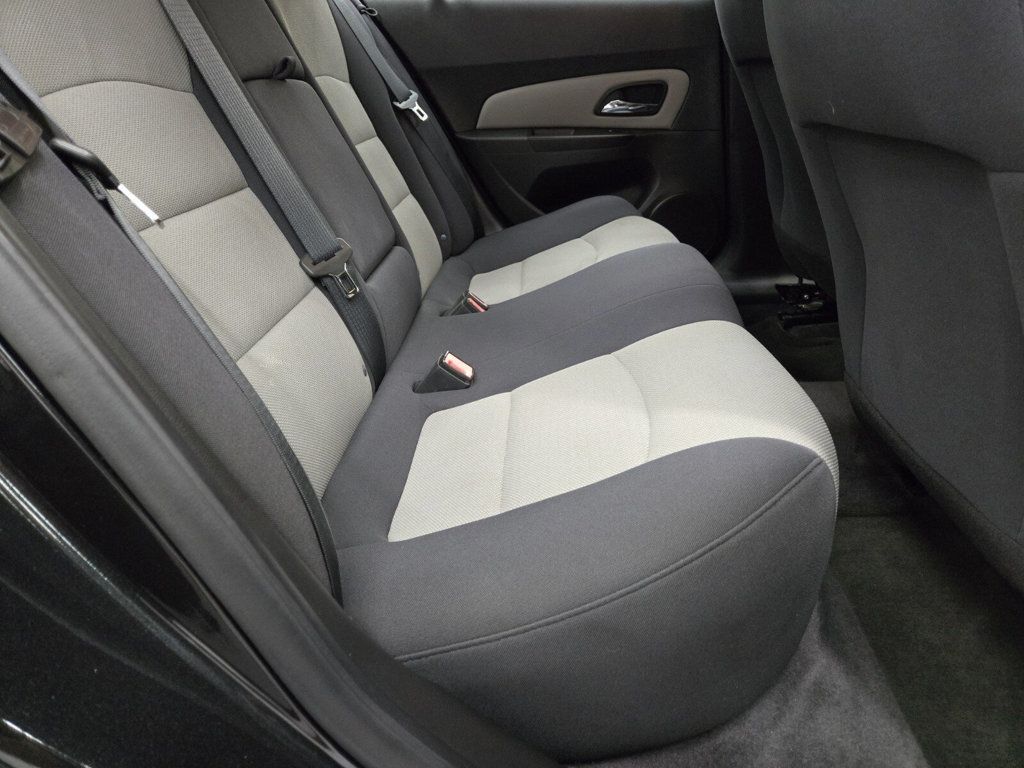 2012 Chevrolet CRUZE 4dr Sedan LS - 22940894 - 11