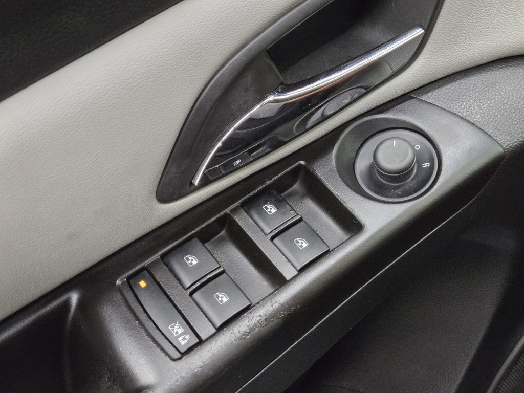 2012 Chevrolet CRUZE 4dr Sedan LS - 22940894 - 19