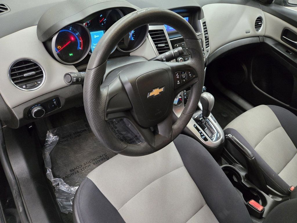 2012 Chevrolet CRUZE 4dr Sedan LS - 22940894 - 7