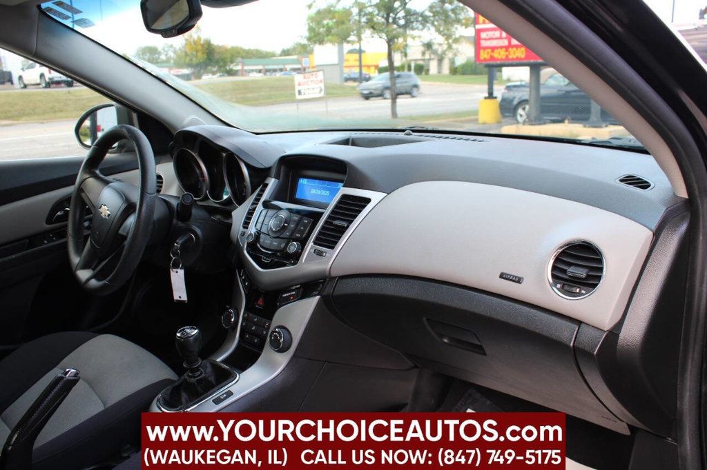 2012 Chevrolet CRUZE 4dr Sedan LS - 22921988 - 13