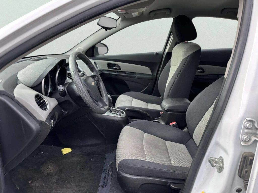 2012 Chevrolet CRUZE 4dr Sedan LS - 23028450 - 14