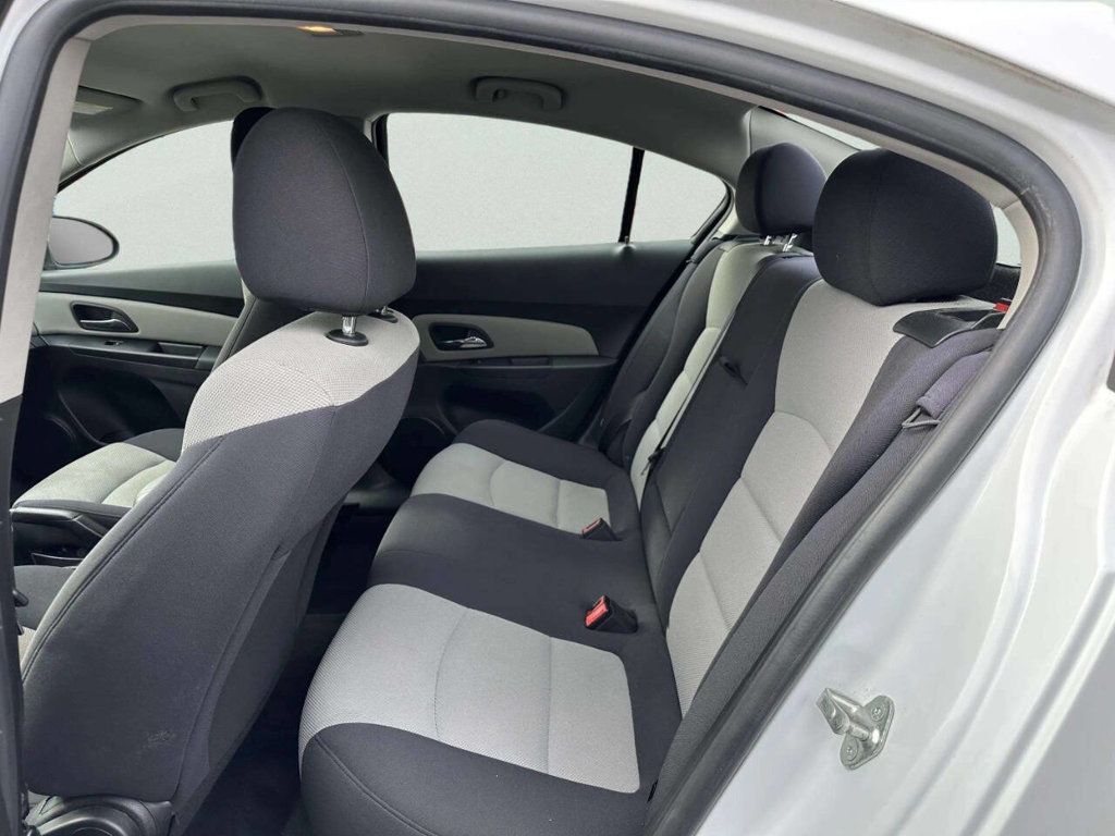 2012 Chevrolet CRUZE 4dr Sedan LS - 23028450 - 16