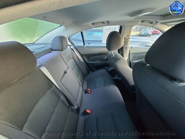 2012 Chevrolet CRUZE 4dr Sedan LT w/1LT - 23064054 - 10