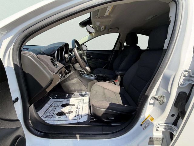 2012 Chevrolet CRUZE 4dr Sedan LT w/1LT - 23006124 - 10