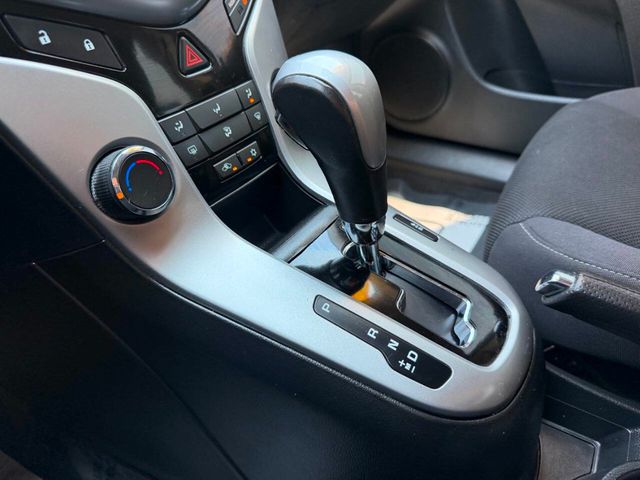 2012 Chevrolet CRUZE 4dr Sedan LT w/1LT - 23006124 - 31