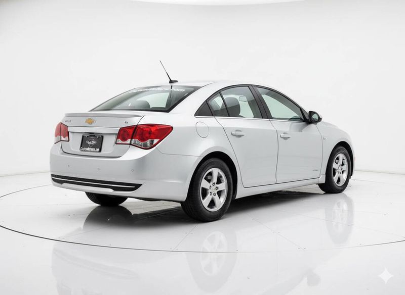 2012 Chevrolet Cruze 4dr Sedan LT w/1LT - 22944030 - 5