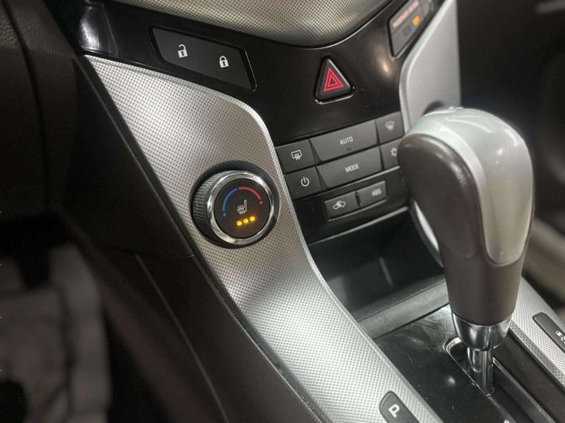 2012 Chevrolet CRUZE 4dr Sedan LTZ - 22995193 - 22