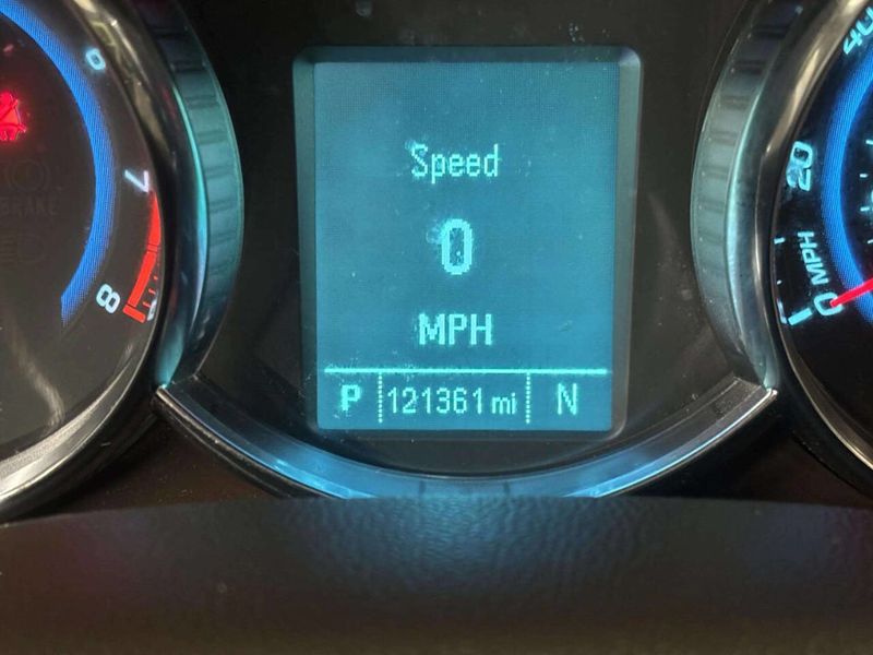 2012 Chevrolet CRUZE 4dr Sedan LTZ - 22995193 - 32