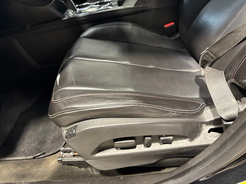 2012 Chevrolet Equinox FWD 4dr LTZ - 23042886 - 23