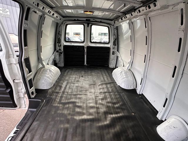 2012 Chevrolet Express 2500 3dr Cargo Van w/ 1WT - 22971124 - 20