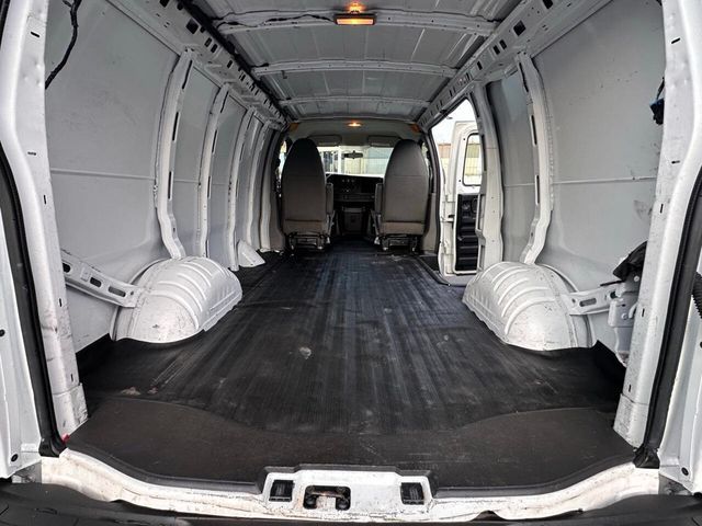 2012 Chevrolet Express 2500 3dr Cargo Van w/ 1WT - 22971124 - 23