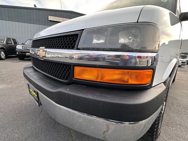 2012 Chevrolet Express 2500 3dr Cargo Van w/ 1WT - 22971124 - 24
