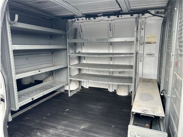 2012 Chevrolet Express 2500 Cargo Van 3D - 22923731 - 17