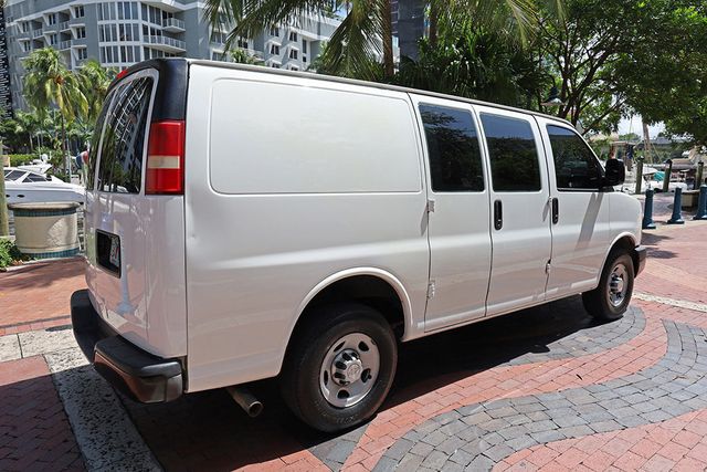 2012 Chevrolet Express Cargo Van RWD 2500 135" - 22578232 - 17