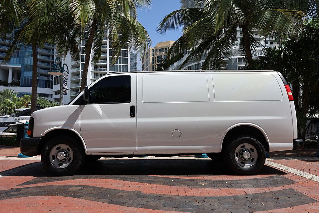 2012 Chevrolet Express Cargo Van RWD 2500 135" - 22578232 - 1