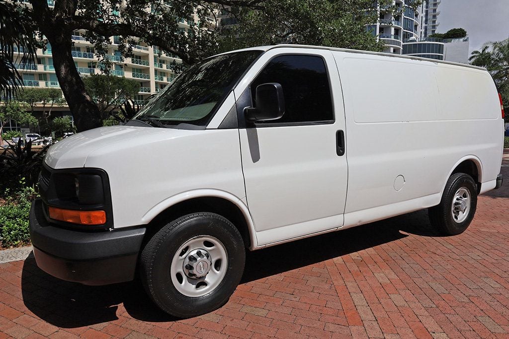 2012 Chevrolet Express Cargo Van RWD 2500 135" - 22578232 - 52