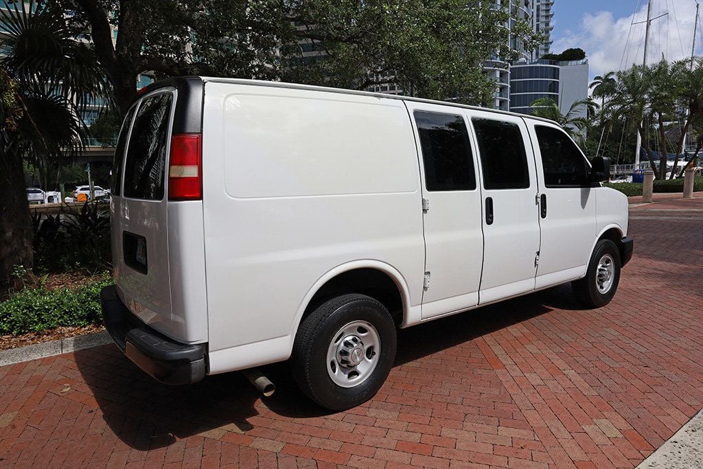 2012 Chevrolet Express Cargo Van RWD 2500 135" - 22578232 - 57