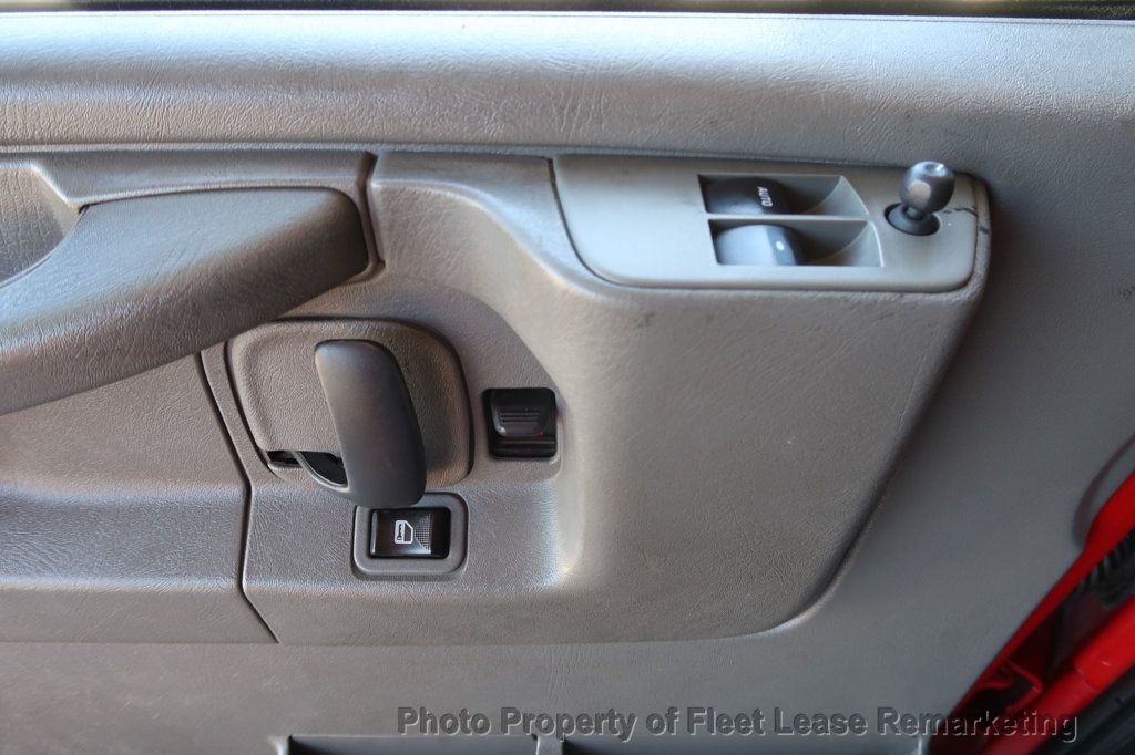 2012 Chevrolet Express Commercial Cutaway Express 3500 KUV Enclosed Utility Ladder Rack SRW - 22940503 - 26