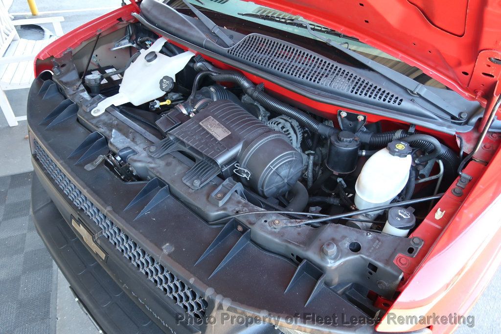 2012 Chevrolet Express Commercial Cutaway Express 3500 KUV Enclosed Utility Ladder Rack SRW - 22940503 - 30