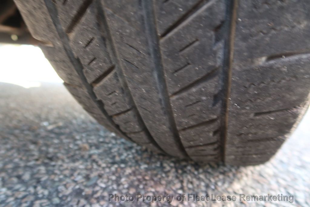 2012 Chevrolet Express Commercial Cutaway Express 3500 KUV Enclosed Utility Ladder Rack SRW - 22940503 - 35