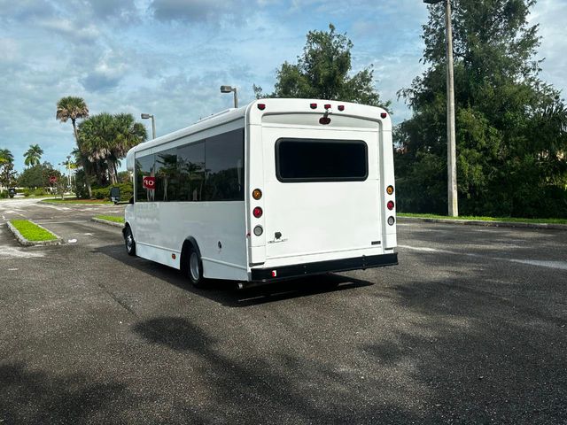 2012 Chevrolet Express Shuttle Bus 13 Passenger RWD 4500 159 - 22042307 - 11