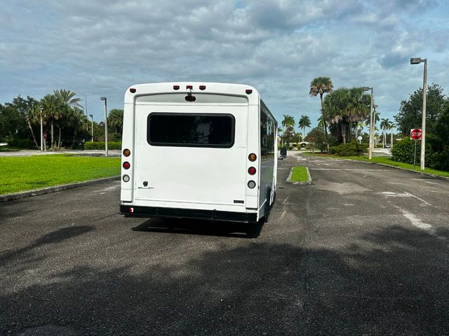2012 Chevrolet Express Shuttle Bus 13 Passenger RWD 4500 159 - 22042307 - 14
