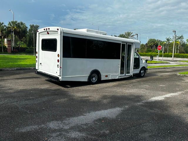 2012 Chevrolet Express Shuttle Bus 13 Passenger RWD 4500 159 - 22042307 - 17