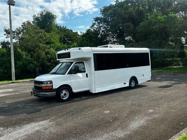 2012 Chevrolet Express Shuttle Bus 13 Passenger RWD 4500 159 - 22042307 - 2